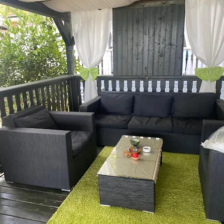 Casa de Férias Mobilny Domcek Eva Vodice